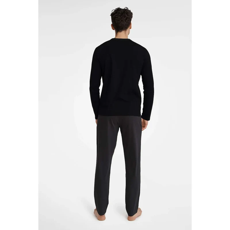 Pyjama homme coton 100% Henderson modèle 183847 manches longues inscription PROFESSIONAL SLEEPER MASTER OF NAPPING confort optimal