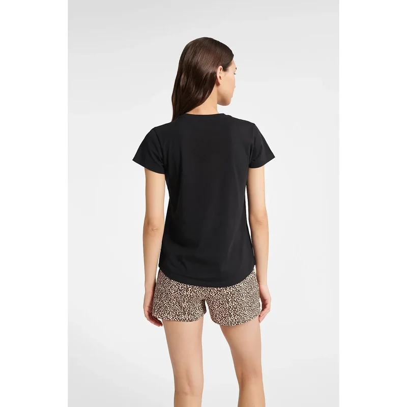 Pyjama femme en coton 100% noir et beige motif léopard T-shirt short manches courtes confortable et élégant pour nuits douillettes ou sorties audacieuses