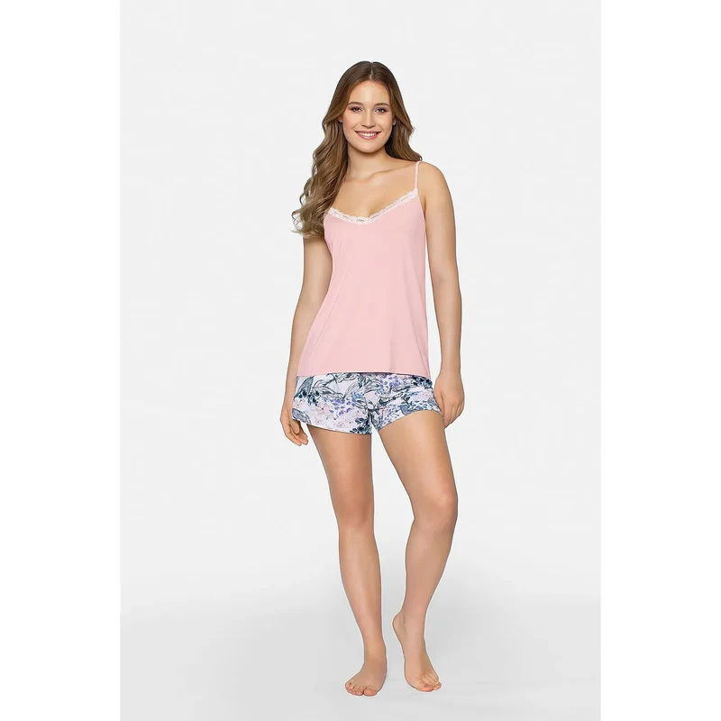 pyjama romantique Babella dentelle bretelles ajustables confortable viscose elasthanne débardeur rose pâle décolleté orné broderie short floral multicolore bleu