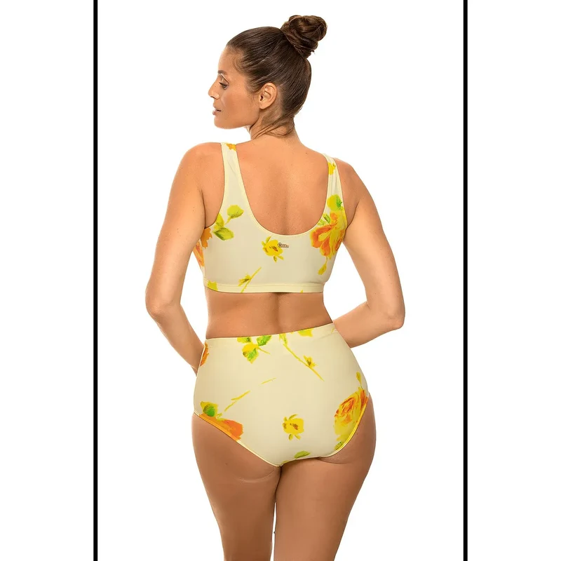 Maillot de bain deux pièces sportif à bonnets sans baleines inserts amovibles taille haute tissu Carvico elasthanne polyamide femmes plage piscine gym
