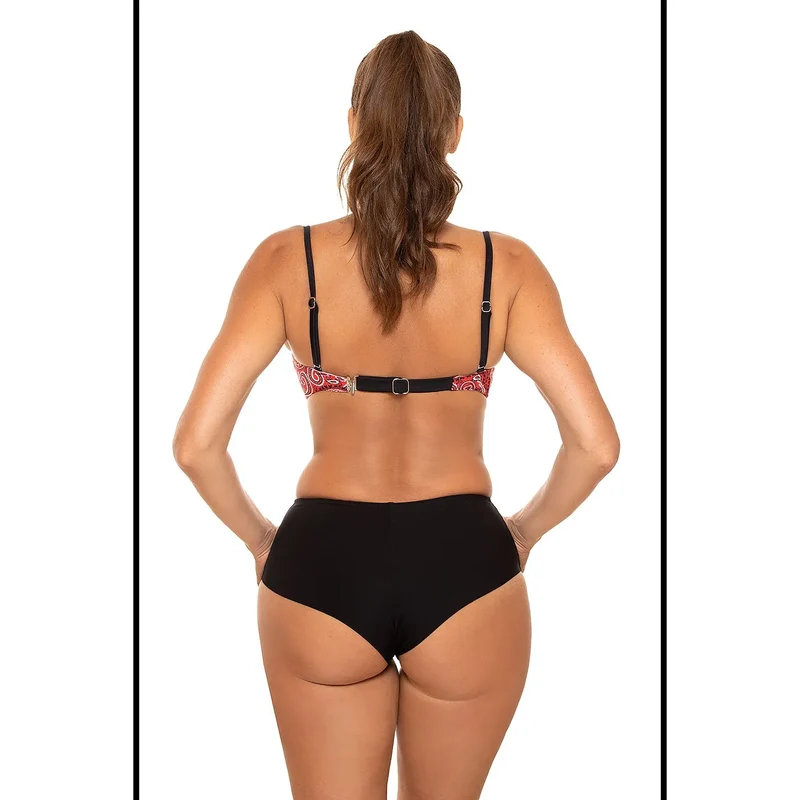 Maillot de bain deux pièces Marko 165711 bikini push-up en tissu Carvico Tessuti Italie fabriqué Pologne neckline cœur brief haute