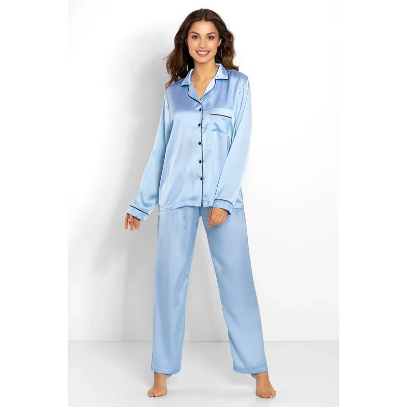 Pyjama femme satin bleu clair Moments Per Me confort style élégance NUIT détente moments romantiques lingerie luxueuse douceur qualité supérieure design intemporel