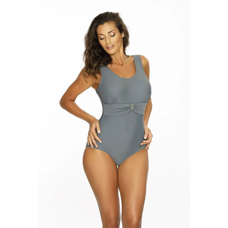 maillot bain pièce Marko élégant confortable sans armature ajusté femme décolleté rond ceinture décorative froncé logo métallique discret