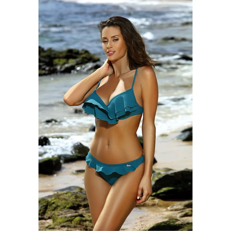 maillot deux pièces volants décolleté cœur bonnets rembourrés rehausseur petites moyennes poitrines bretelles réglables sangle nouée tissu italien Carvico verte