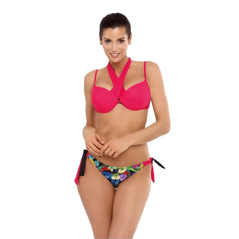 maillot deuxpièces bretelles multiples modulables bonnets rembourrés coussinets intégrés galbant silhouette motif floral rosé tissu élastique maintien confortable