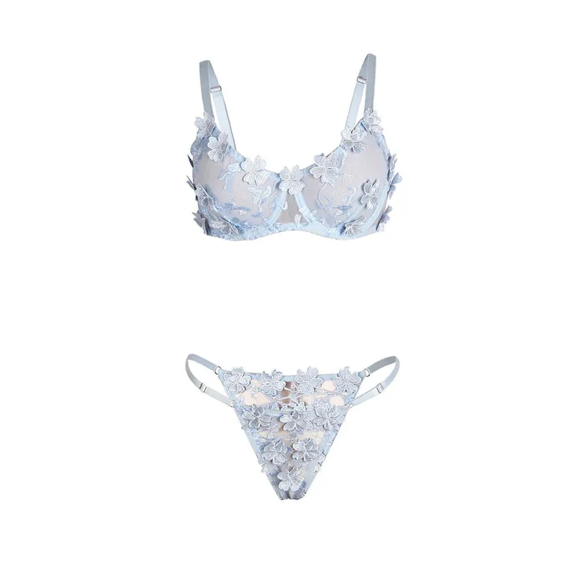 ensemble lingerie dentelle brodée florale bleu ciel sexy féminin élégant soutiengorge bonnets semi transparents bretelles réglables culotte taille S M