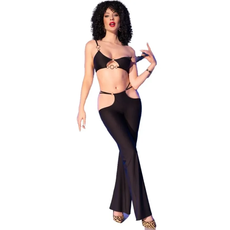 ensemble lingerie noir accessoires dorés chic sensuel élégant glamour séduisant tissu extensible polyamide élasthanne coupes latérales provocantes