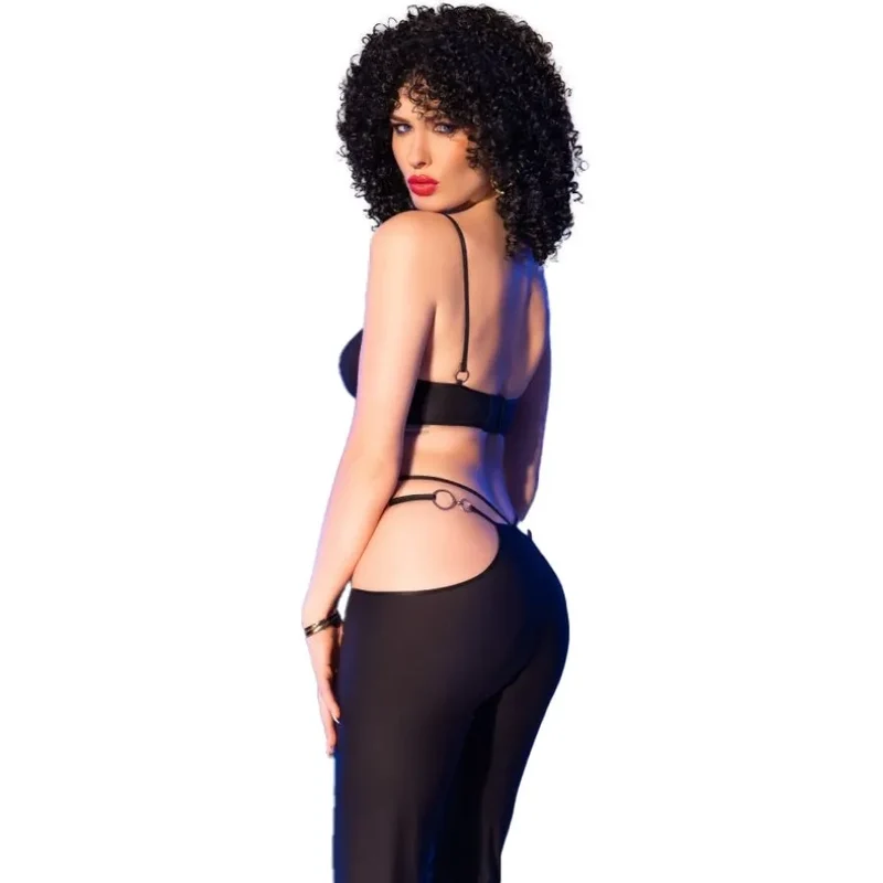 ensemble lingerie noir accessoires dorés chic sensuel élégant glamour séduisant tissu extensible polyamide élasthanne coupes latérales provocantes