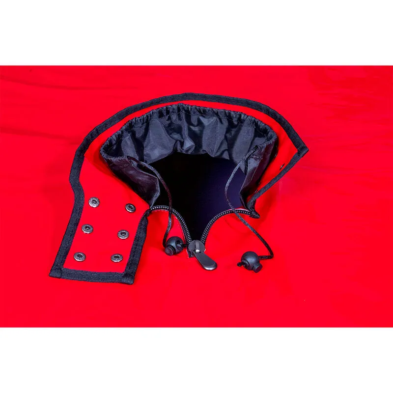 cabine fétiche club scandale noir rouge BDSM immersive LED serrage complet pinces Holedome Eyedome ventilation matelas menottes chaînes