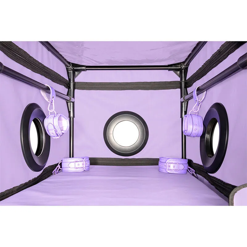 cabine intime violette jeux rôle soumission lumière LED immersive compacte cocon plaisir portable robuste sécurisée matelas intégré accessoires discrets