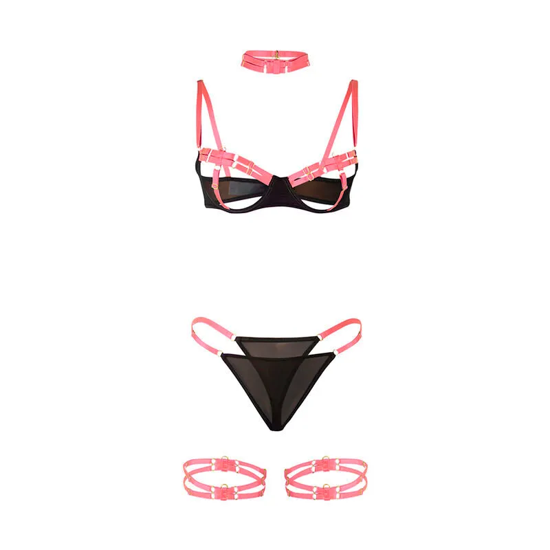 ensemble lingerie sexy rose découpes creuses bretelles réglables bicolore satin élasthanne élasticité maintien croisé poitrine glamour féminin