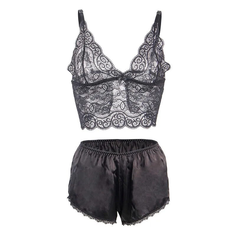 chemisier nuit soie dentelle sensualité sexy grande taille confort luxueux doux respirant glamour raffiné femme voluptueux courbes séduisante américaine