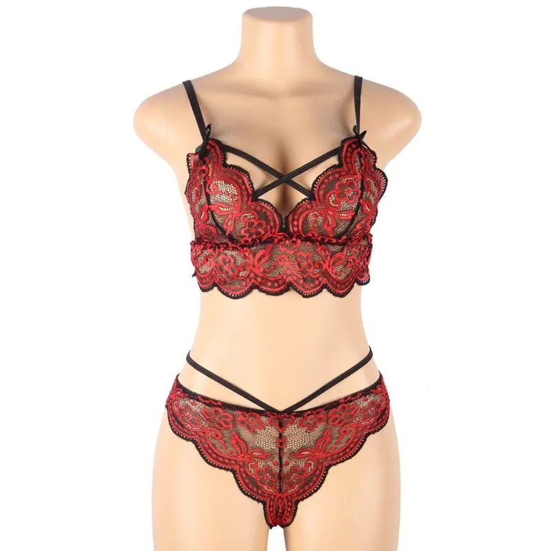 ensemble lingerie dentelle rouge noire sexy grande taille ajustable bretelles réglables maintien broderie raffinée confort extensible élasthanne silhouette séduisante