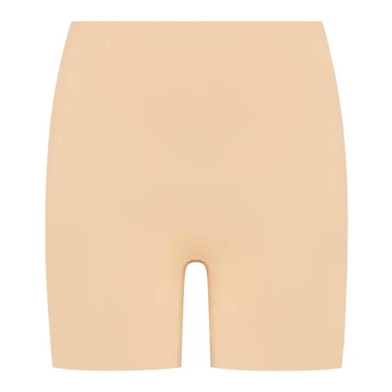 short invisible mi taille contrôle léger microfibre beige vêtements serrés silhouette lisse maintien extensible soufflet coton