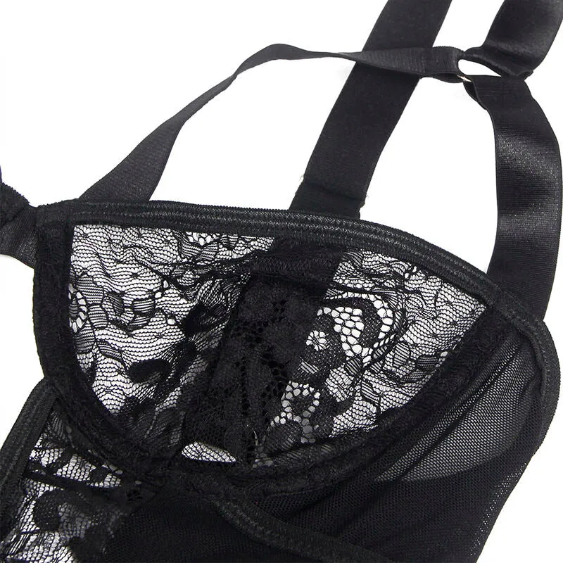 teddy dentelle gainant moulant ajusté délicat jarretière anneaux jambe noir élégant sensuel glamour féminin confortable élastique