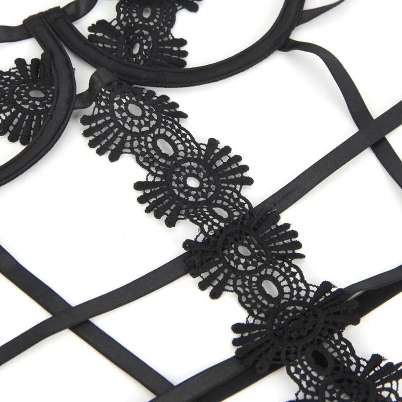 body dentelle bretelles réglables femme sexy confort haute qualité luxe douceur élasticité ajustement silhouette coffret cadeau chic