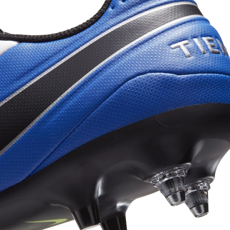 Scarpe Calcio Legend 8 Academy SG-Pro AC