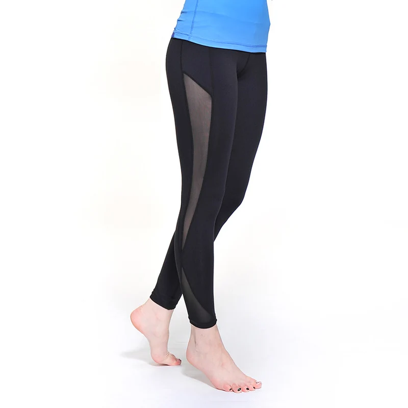Women Yoga Compression Capri with Pocket
