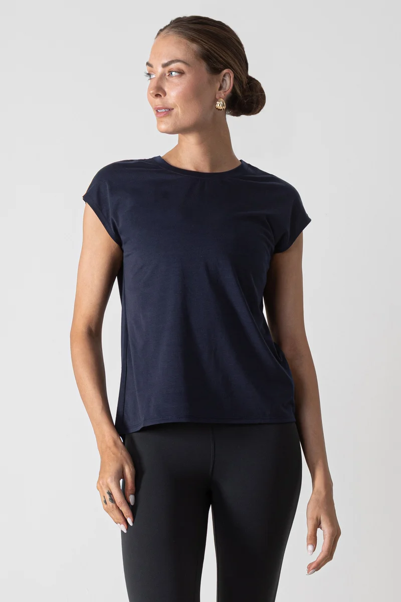 Dynamic Short Sleeve Crew Neck Shirt