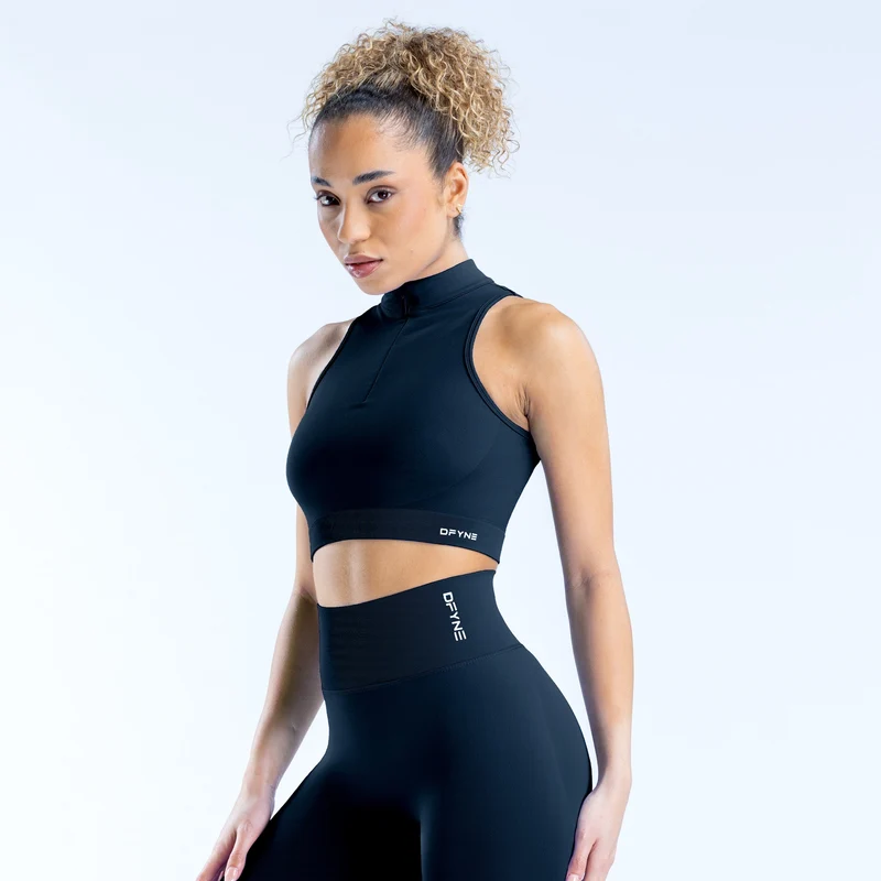 Dynamic Quarter Zip Tank
